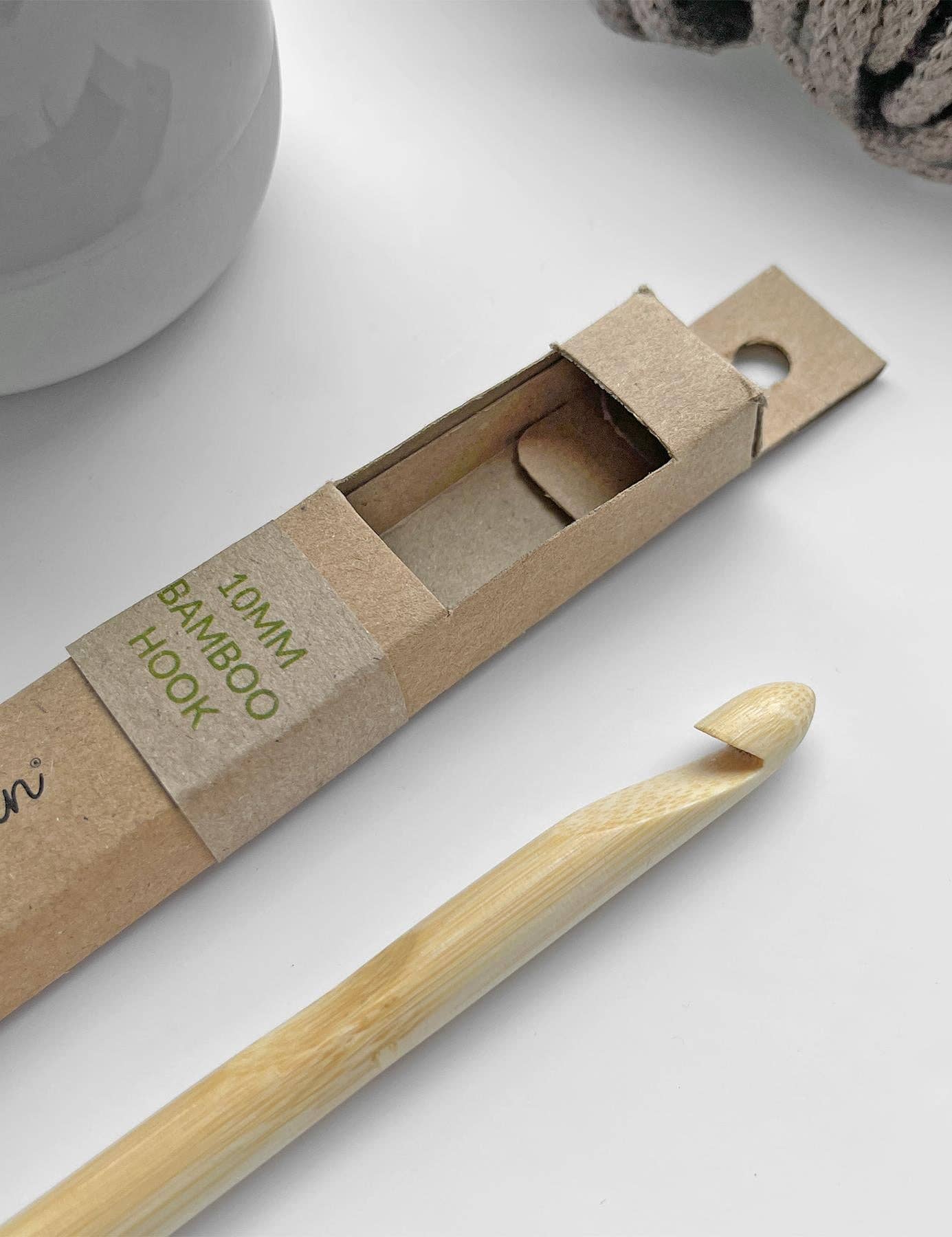 Jolly Good Yarn Bamboo Crochet Hook