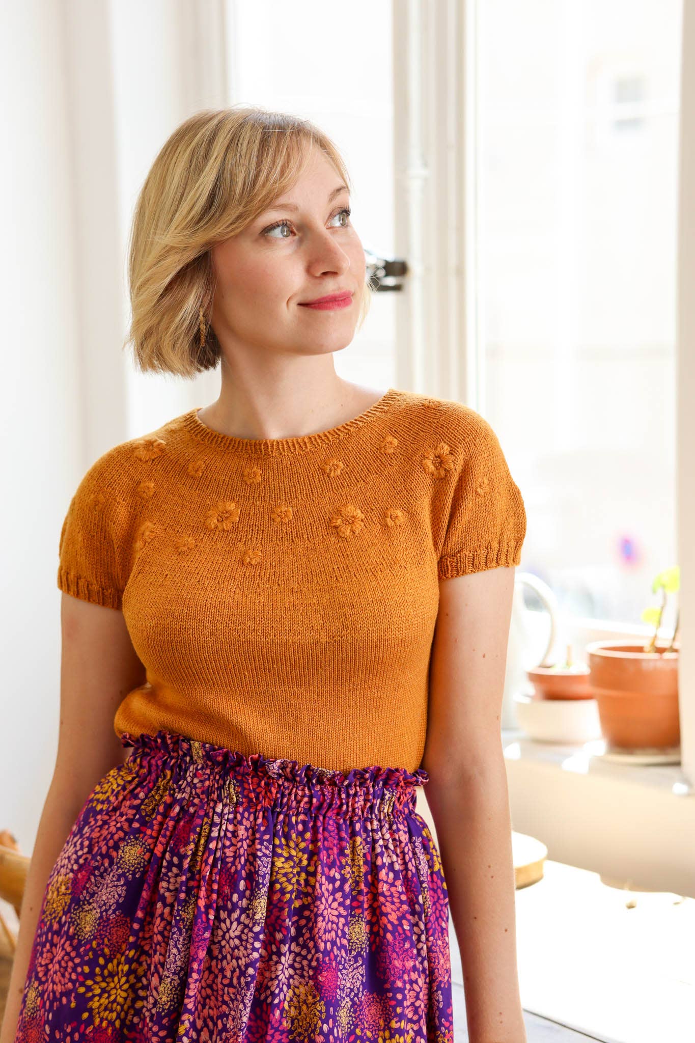 Lise Tailor Knitting pattern - Pink sweater/vest