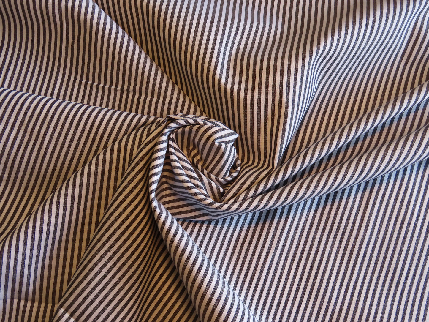 Small Stripe Cotton - Black